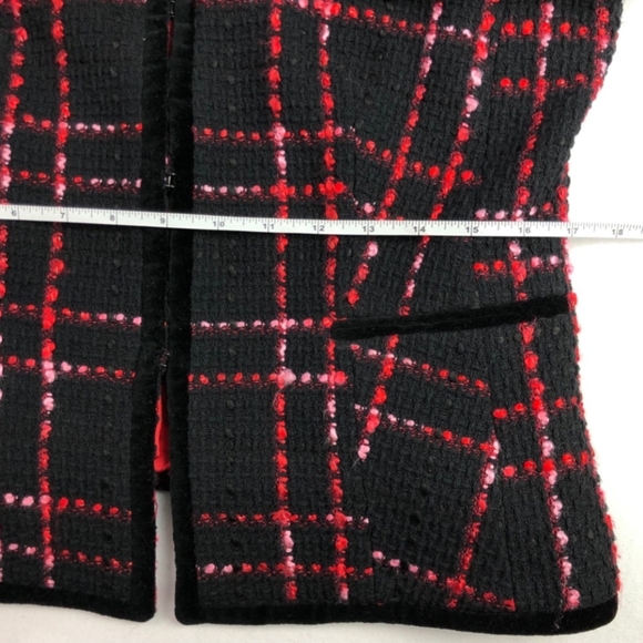 Red & Black Tweed Fitted Blazer ❤️🖤 - Picture 6 of 11